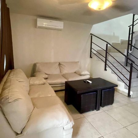 Altabrisa Residencial Villa Monterrey Kültér fotó