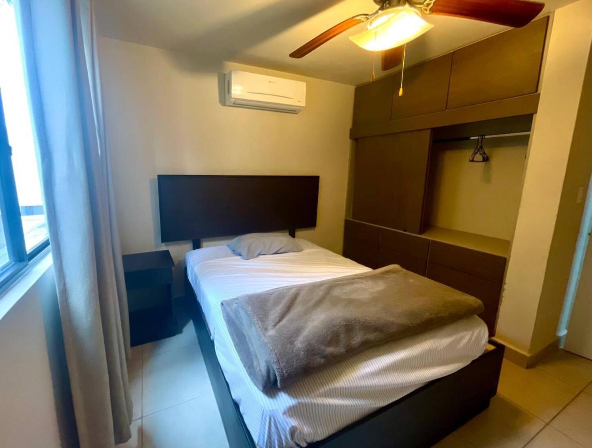 Altabrisa Residencial Villa Monterrey Kültér fotó
